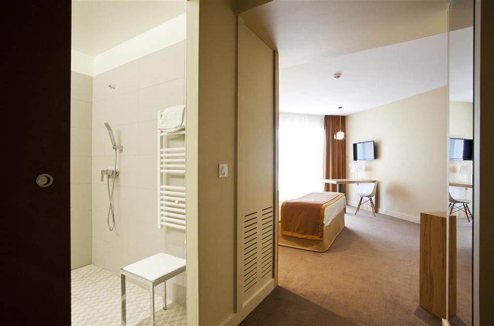 Golden Tulip Avignon Le Paradou Habitación foto