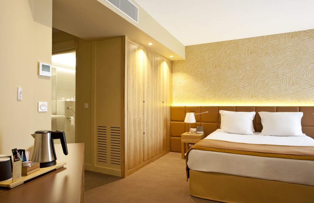 Golden Tulip Avignon Le Paradou Exterior foto